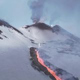 Ätna Vulkanausbruch im Schnee