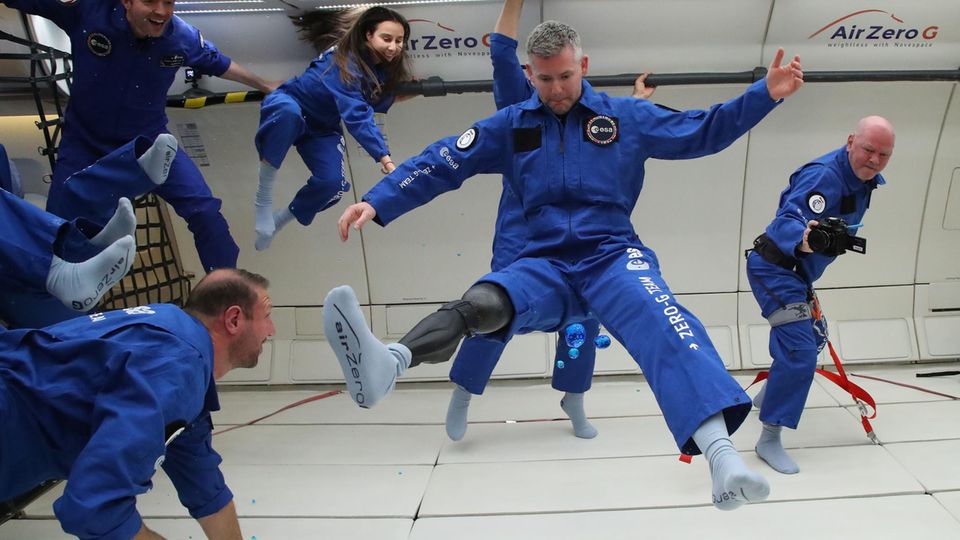 Esa Para Astronaut John McFall während eines Testflugs Esa Para Astronaut John McFall während eines Testflugs