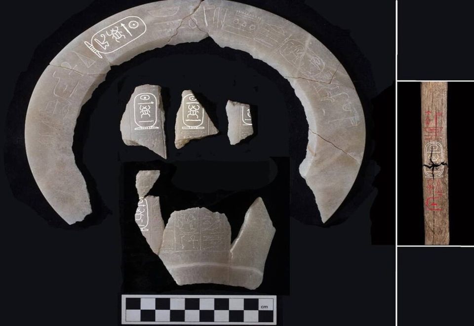 Fragmente von Alabaster aus dem Grab Thutmosis II