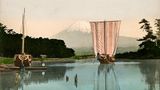 Der Fuji ist mit seinen 3776 Metern der höchste Gipfel Japans und Gegenstand zahlreicher künstlerischer Darstellungen. Damals wie heute zieht es Reisende zum Berg und in seine Umgebung. Immerhin ist Mount Fuji das geografische Wahrzeichen des Landes und ein Symbol der japanischen Identität.