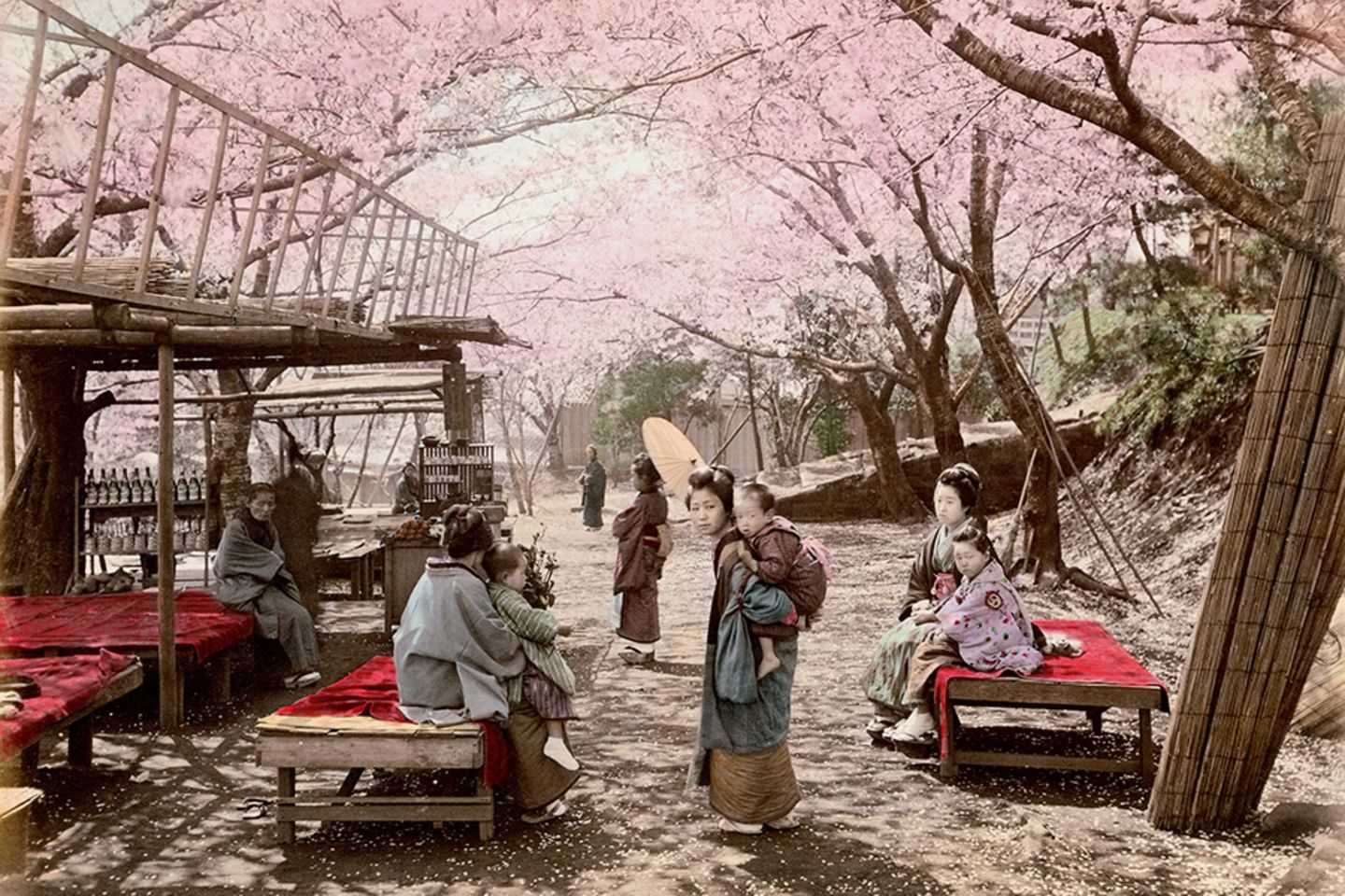 Das Dorf Noge profitierte davon, dass das nahe gelegene Yokohama seinen Hafen 1859 für den Außenhandel öffnete. Im Jahr 1889 wurde Noge in die expandierende Nachbarstadt eingegliedert. Auf dem nahegelegene Hügel Nogeyama, berühmt für seine prächtigen Kirschblüten, siedelten sich mit der Zeit wohlhabende lokale Kaufleute an. 