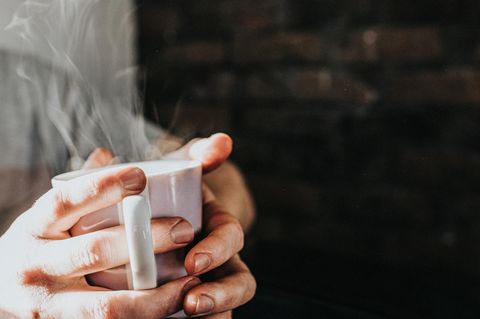 Für viele Menschen bedeutet eine Tasse Kaffee Entspannung