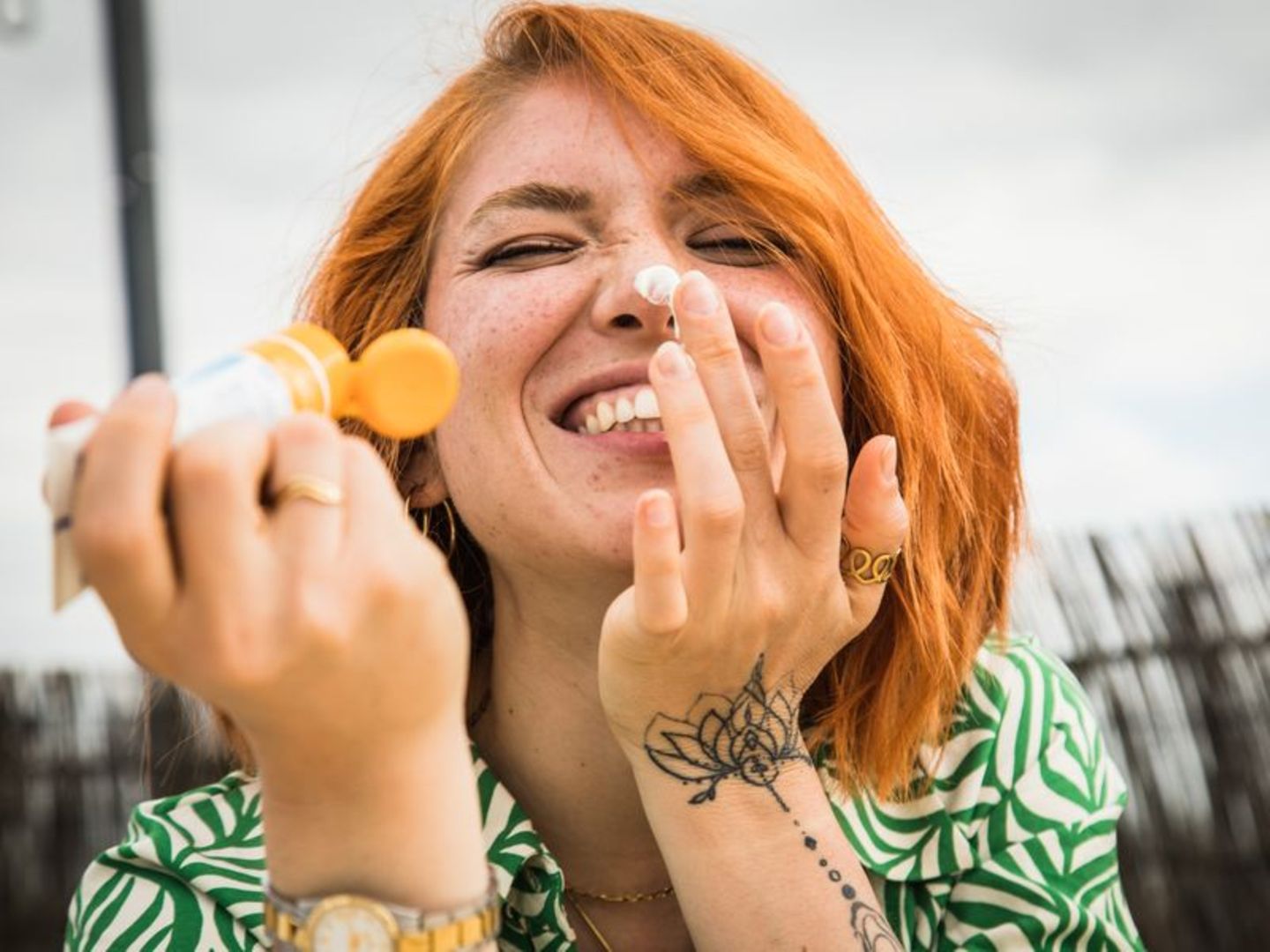 Nach den dunklen Wintermonaten ist unsere Haut besonders empfindlich gegenüber UV-Strahlung der Sonne