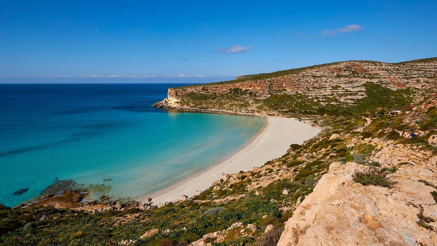 Spiaggia dei Conigli / Lampedusa in Italien
