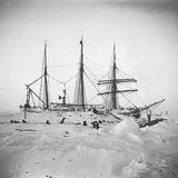 Erste deutsche Südpolarexpedition: Die im Eis eingefrorene "Gauß"