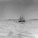 Erste deutsche Südpolarexpedition: Das im Eis eingefrorene Forschungsschiff "Gauß"