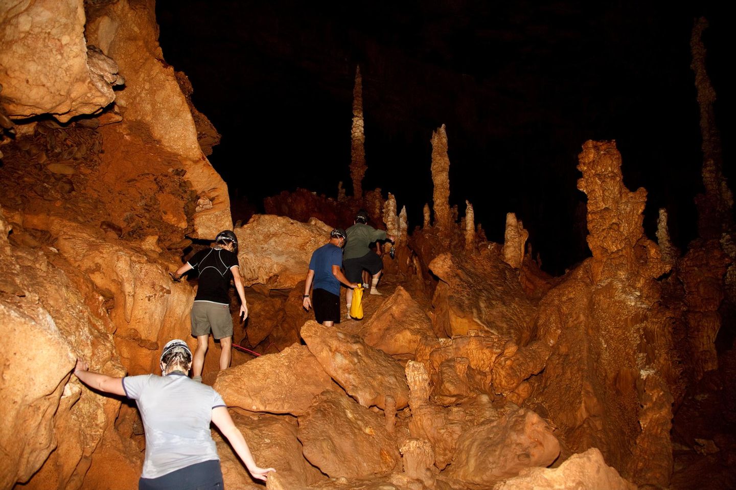 Einzigartiges Labyrinth: die Kalksteinhöhlen von Actun Tunichil Muknal Belize, Actun Tunichil Muknal, Höhle, Maya, Xibalba, Tropfstein, Stalagmiten