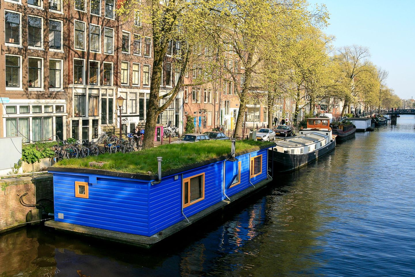 Hausboote in Amsterdam