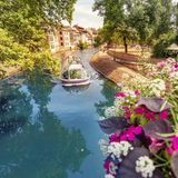 Straßburg im Frühling mit Boot