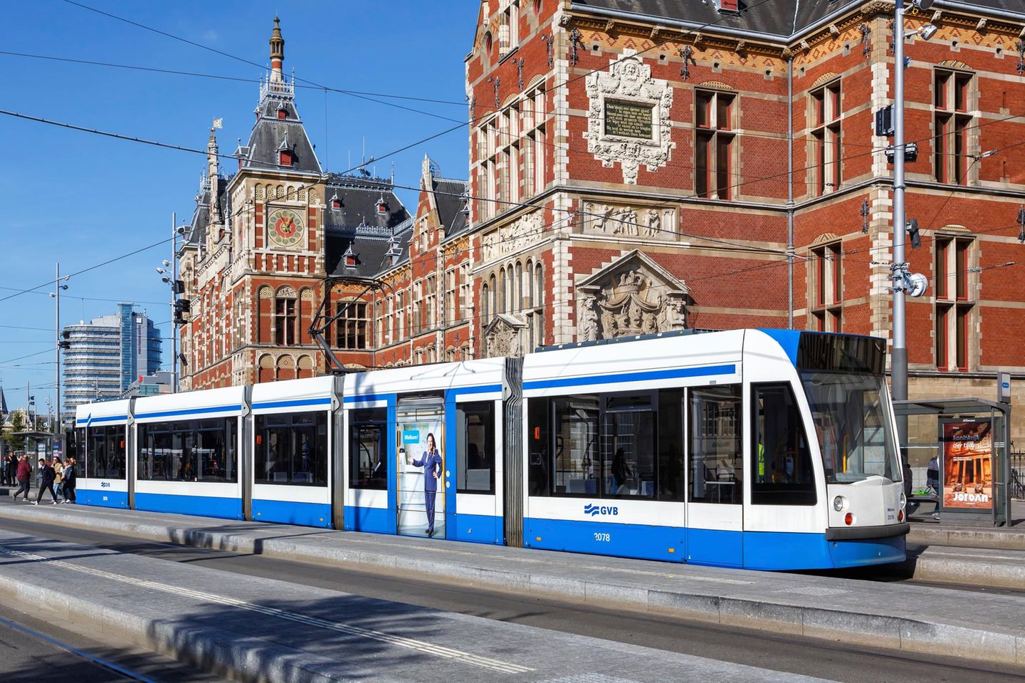 Amsterdam mit Staßenbahn