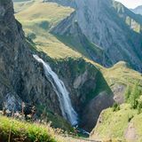 Engstligenfälle am Dorf Adelboden im Berner Oberland