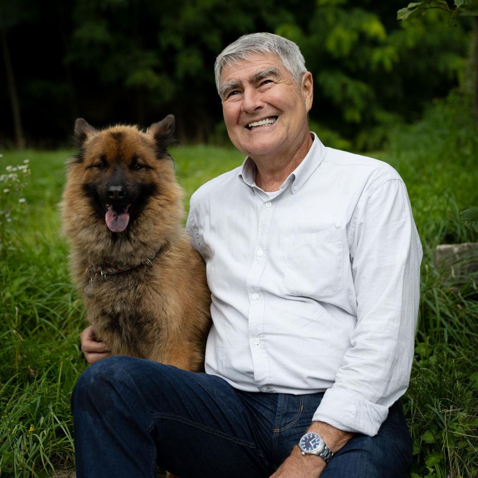 Ein Leben ohne Hund ist für den Verhaltensforscher Kurt Kotrschal unvorstellbar. Er sagt: Hund und Mensch haben viel mehr gemeinsam, als lange gedacht