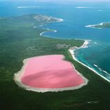 Luftaufnahme des Pink Lake in Australien