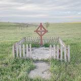 Sowohl Künstler als auch Heimwerker sind verantwortlich für die Flut von religiösen Symbolen im Straßennetz Rumäniens. Das Designrepertoire reicht deshalb von meisterhaft über raffiniert bis skurril. Auch der Altersunterschied der Werke beträgt teils mehrere Hundert Jahre.