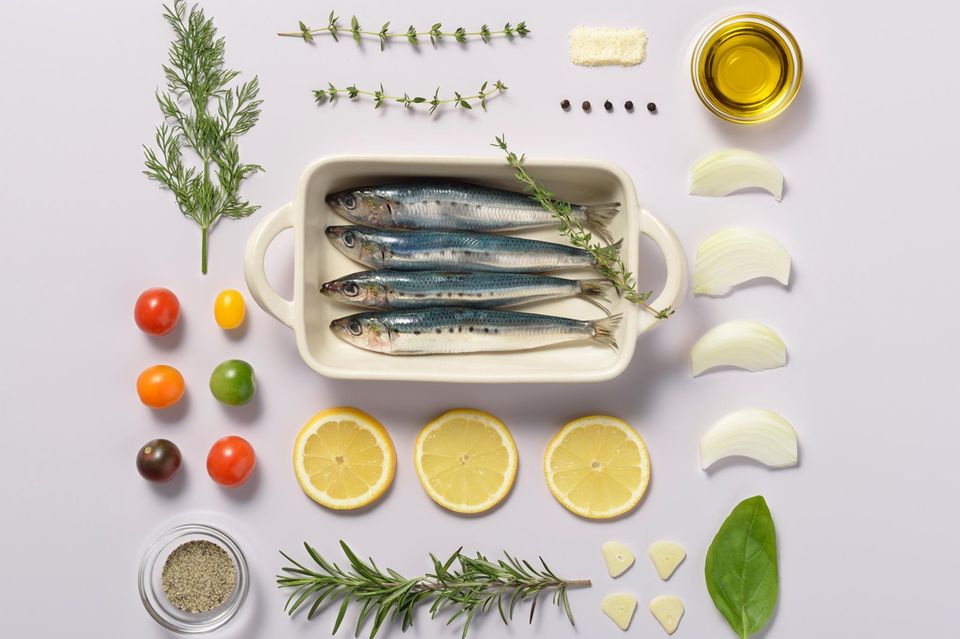 Frische mediterrane Küche reich an Fisch zuzubereiten, macht nicht nur Spaß: Das ist auch gesund!  1.2205