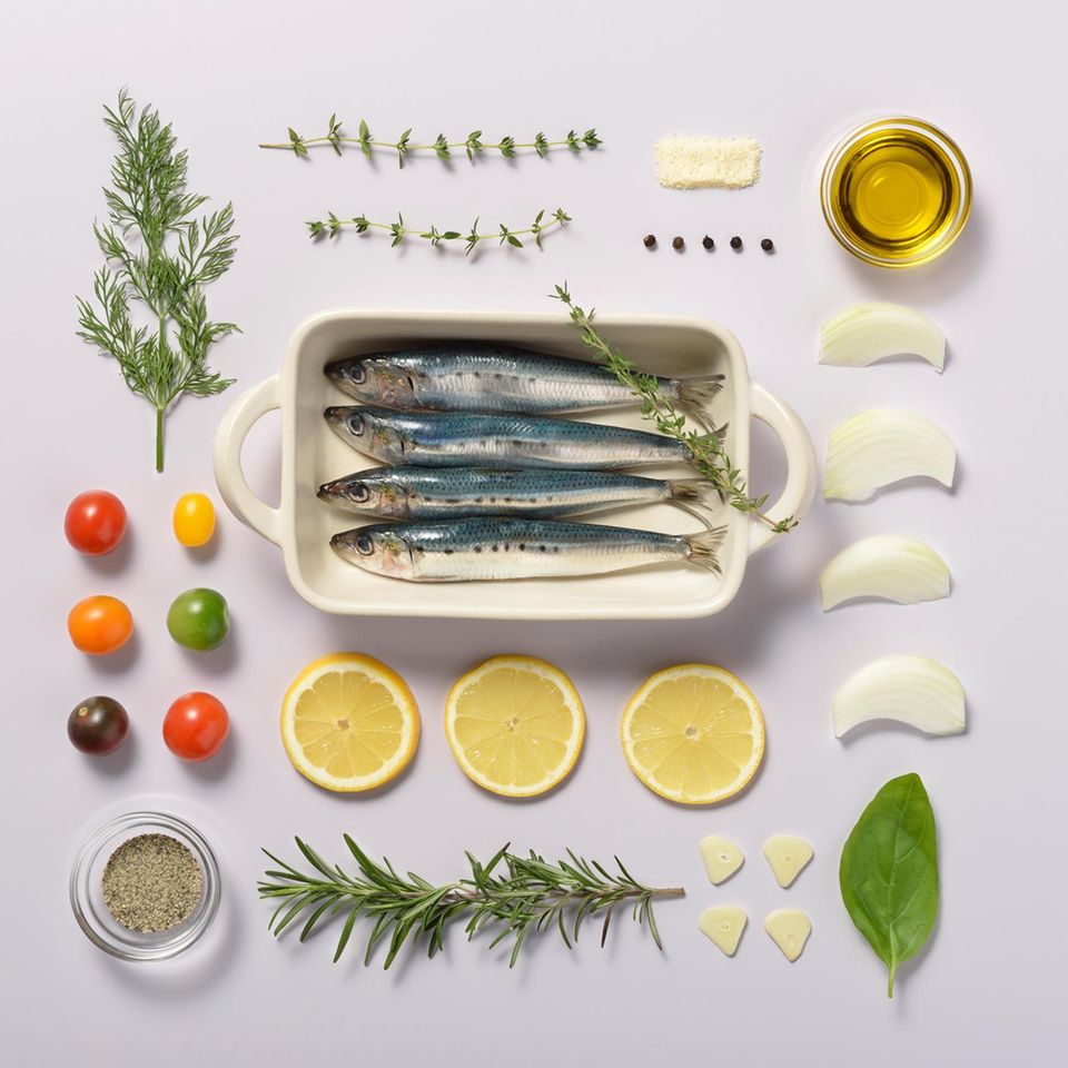 Frische mediterrane Küche reich an Fisch zuzubereiten, macht nicht nur Spaß: Das ist auch gesund! 