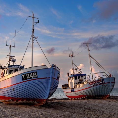 Fischerboote am Strand