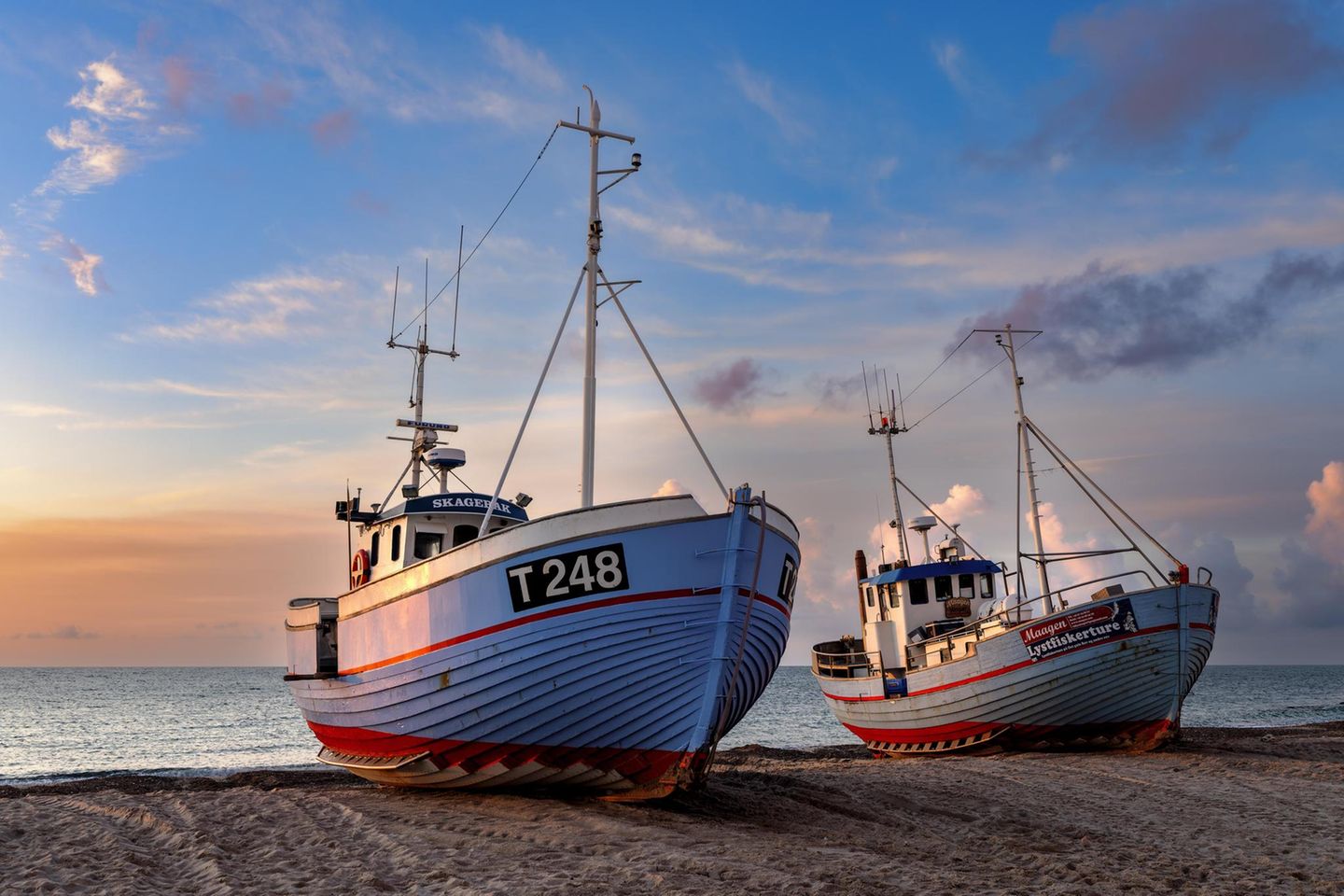 Fischerboote am Strand