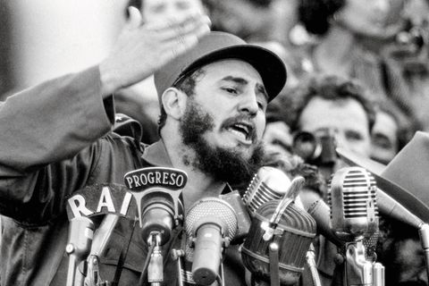 Castro mit Mikros