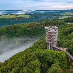 Baumwipfelpfad Saarschleife über der Saarschleife auf der Cloef bei Orscholz, Mettlach, Saartal, Saarland, Deutschland