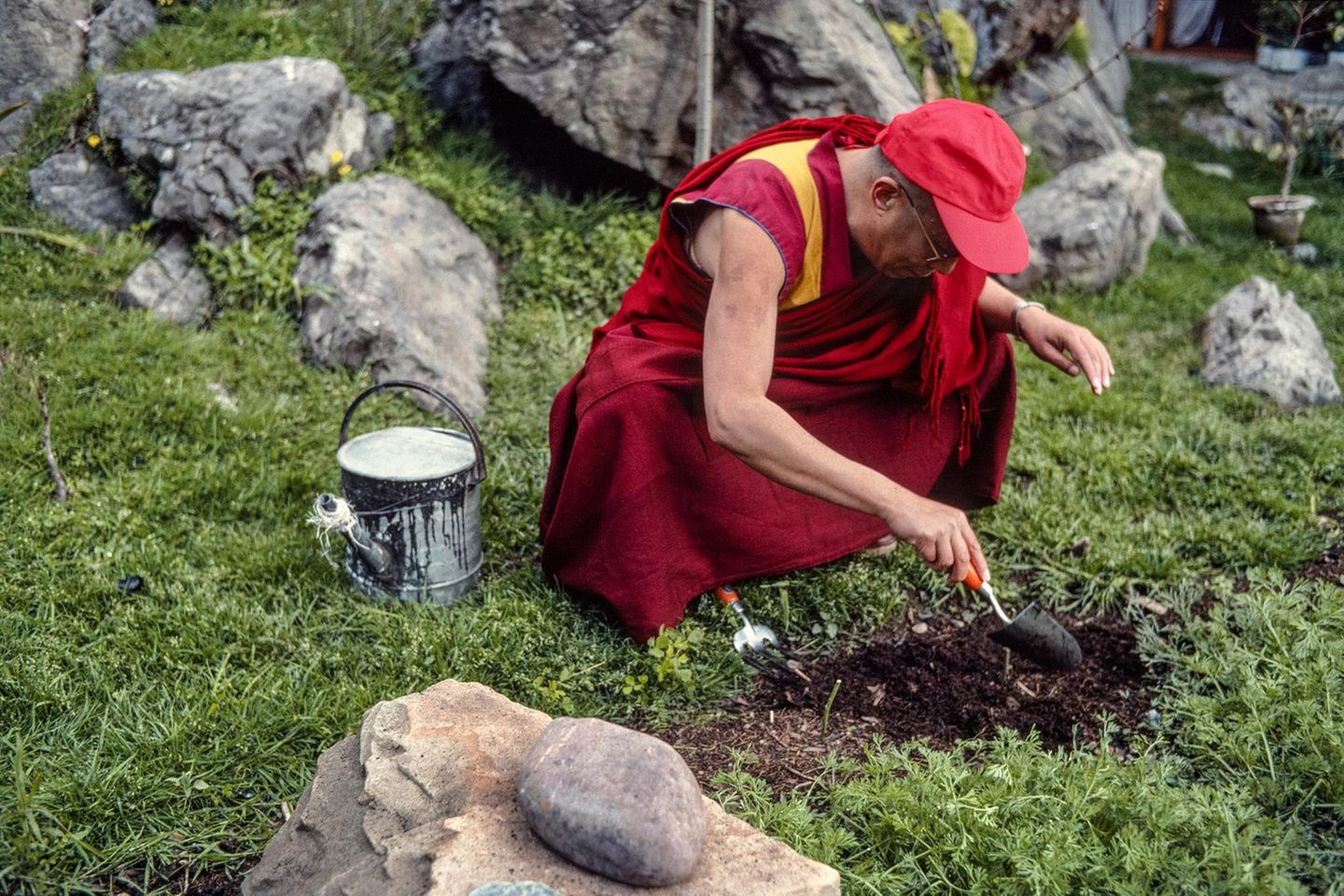Für die Natur Immer wieder drängt der Friedensnobelpreisträger die Regierungen weltweit zu mehr Klimaschutz. "Wir Menschen sind die einzige Spezies, die die Kraft hat, unseren Planeten und sein Klima zu zerstören – oder noch zu retten", sagt er, der neben der Reparatur von Uhren auch Gärtnern zu seinen Hobbies zählt.