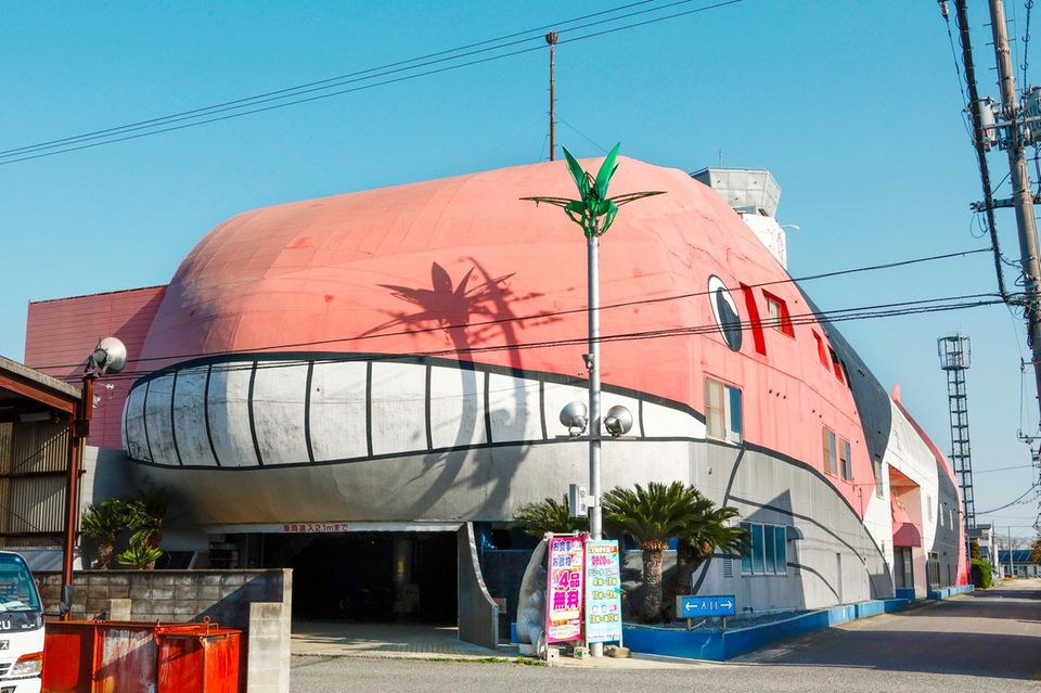 Love Hotel-Fassade in Japan 1