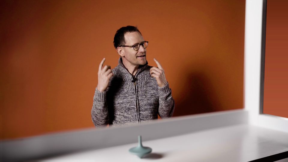 Gedankenkarussell: Overthinking: Fünf Methoden, um der Grübelspirale zu entkommen Gedankenkarussell: Overthinking: Fünf Methoden, um der Grübelspirale zu entkommen