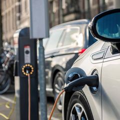 Klima Update Spezial: Welche Rolle spielen E-Autos für den Klimaschutz?