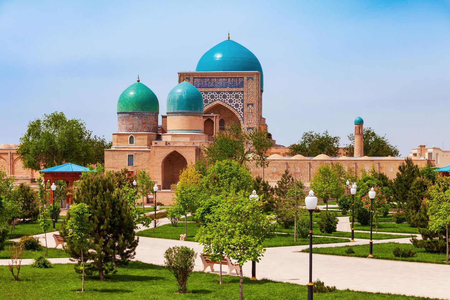 Historisches Zentrum von Shahrisabz, Usbekistan Frontalansicht des Schamseddin-Kulal-Mausoleums