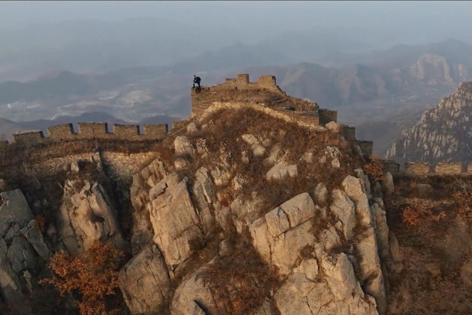 Dokumentation: Expedition Chinesische Mauer: Abenteurer Ash Dykes erkundet 21.000 Kilometer Chinas 1.7747