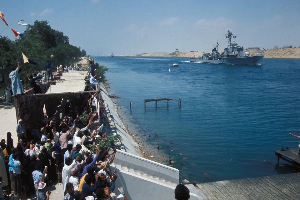 Wiedereröffnung des Suezkanals am 6.Juni 1975 1.5249
