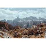 Das Cirjoch bietet einen herrlichen Blick auf die imposante Gesteinsmasse der Sellagruppe, einen plateauförmigen Bergstock in den Dolomiten. 