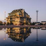 Bunker in Hamburg im Abendlicht