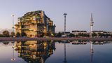 Bunker in Hamburg im Abendlicht