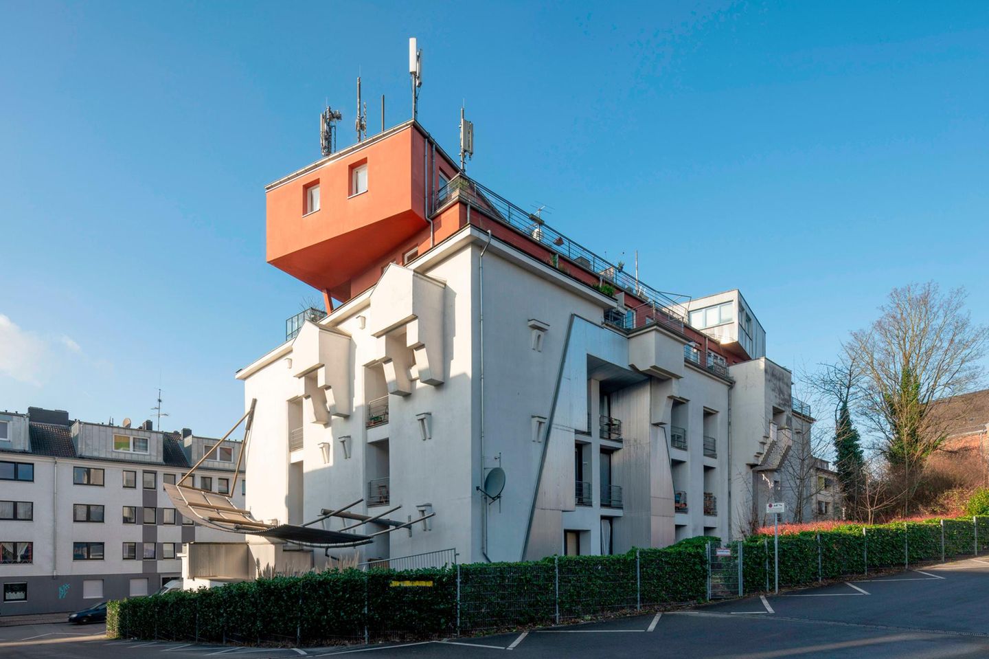 Hochbunker Kongressstraße: Wohnen im Bunker Früherer Bunker als Wohnhaus