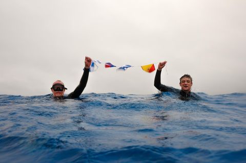 "Point Nemo" liegt wirklich am Ende der Welt: mitten im Pazifik, die ISS ist ihm mitunter näher als jede Landmasse. Chris Brown und sein Sohn haben es trotzdem dorthin geschafft