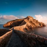 San Juan de Gaztelugatxe bei Sonnenaufgang, Spanien