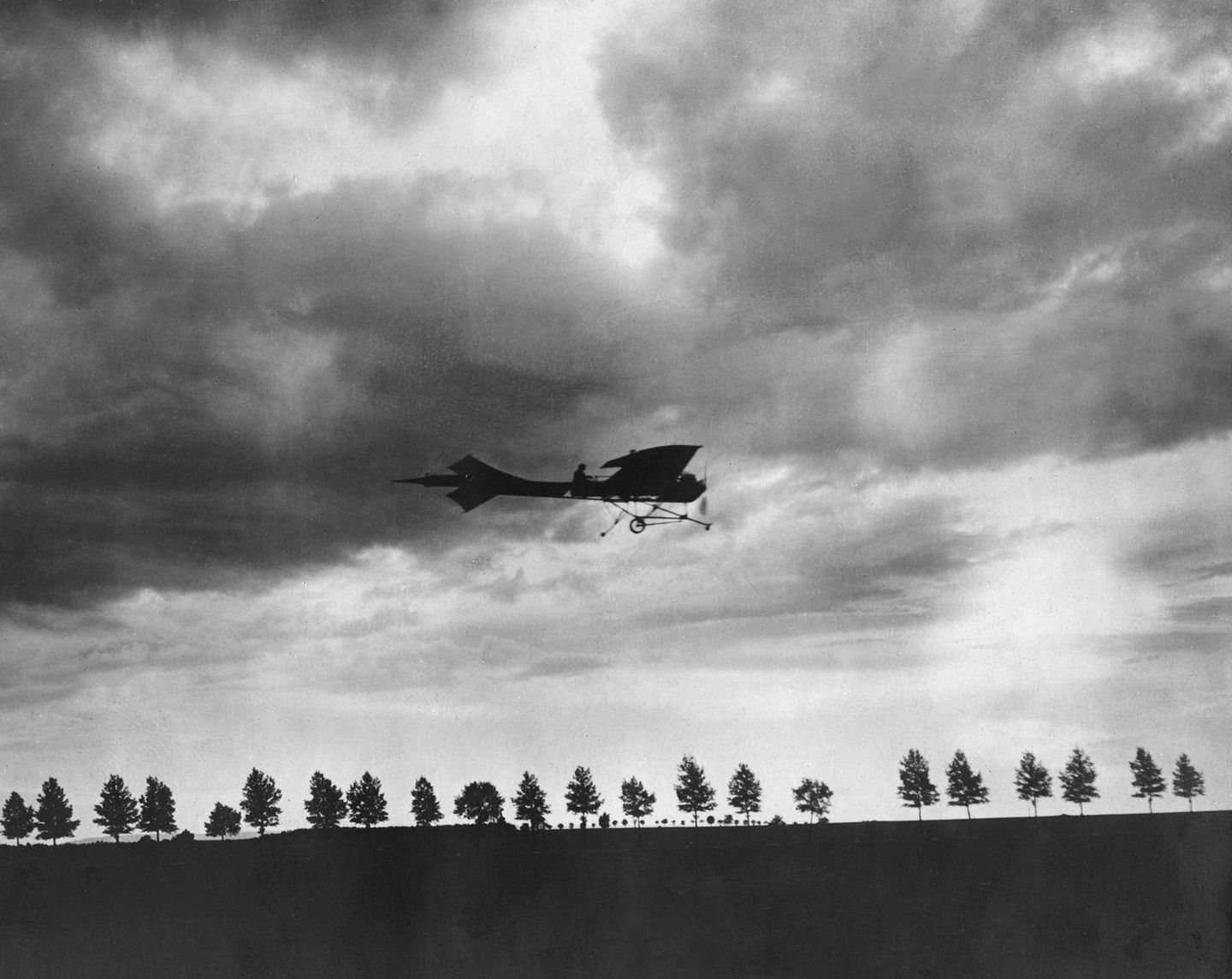 Aufstieg Franzose Hubert Latham im Eindecker