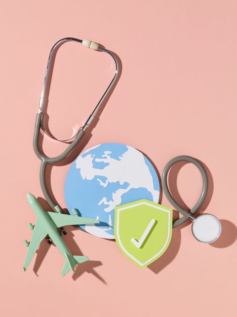 Krankenhausaufenthalte im Ausland können kostspielig werden. Eine Reisekrankenversicherung schützt vor hohen finanziellen Risiken