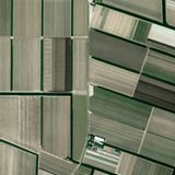 Jeden Frühling erblühen die Tulpenfelder in Lisse in den Niederlanden von März bis April – Satellitenbilder fangen diese farbenprächtige Verwandlung eindrucksvoll ein.