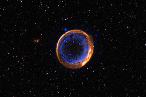 Supernova: Erstmals fotografiert: Diese Animation zeigt einen zweifach explodierten Stern