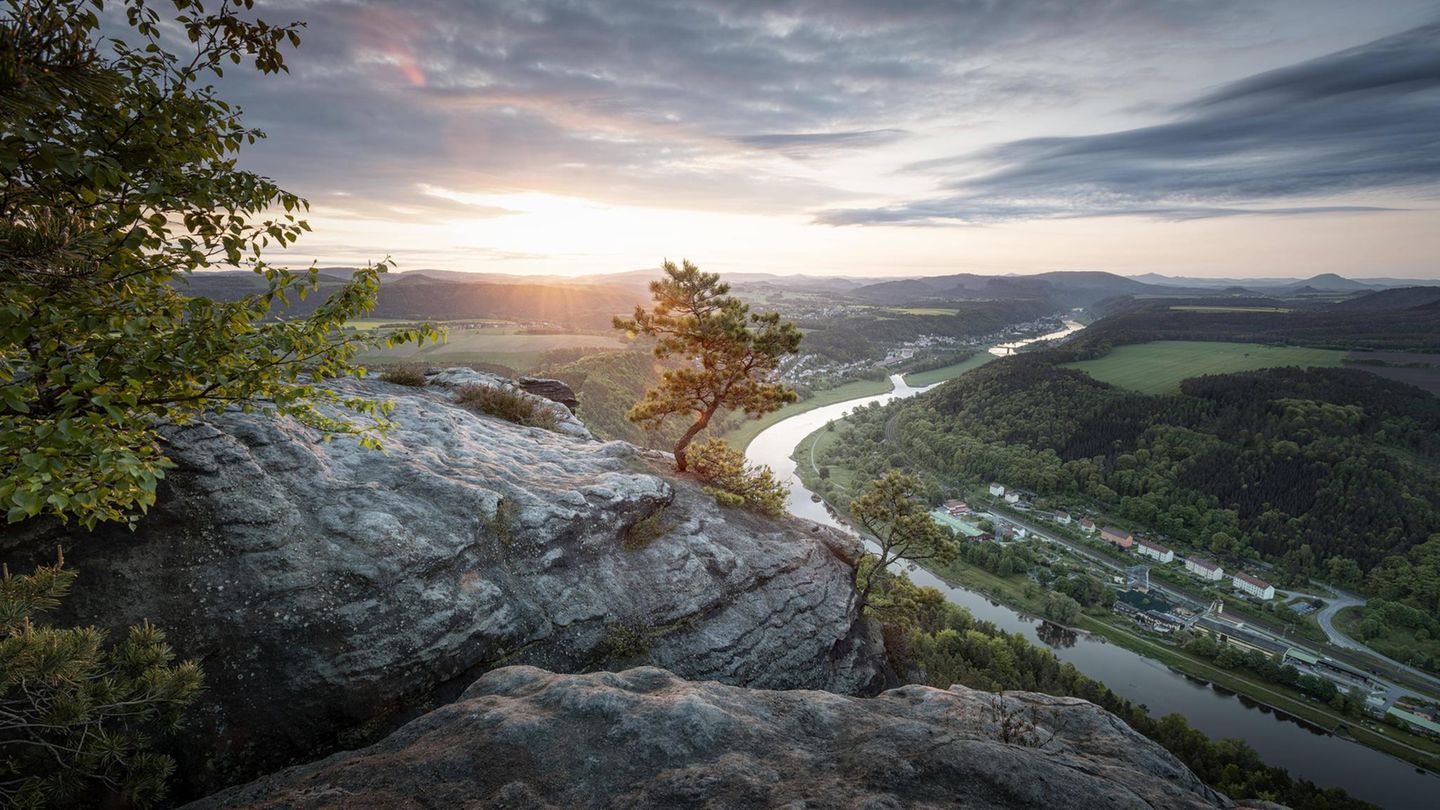 Auf den Lilienstein Blick vom Lilienstein ins Tal