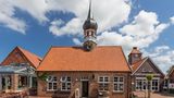 Hooksieler Muschelmuseum mit Zwiebelturm