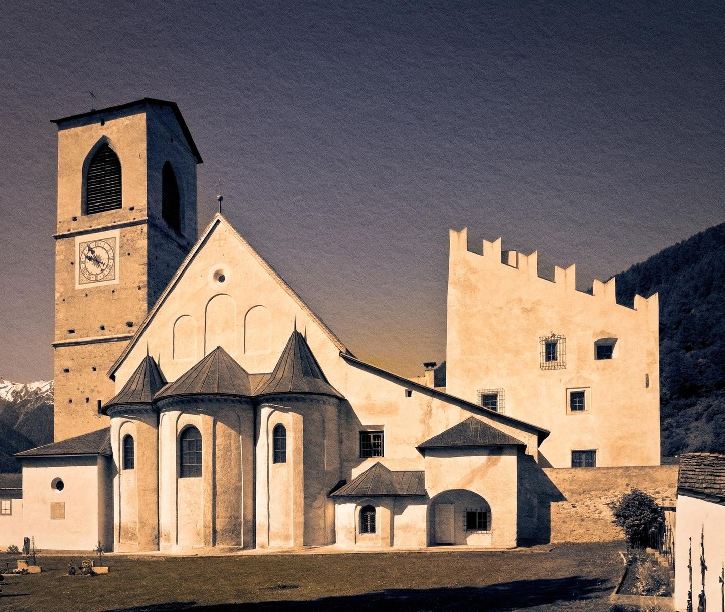 Benediktinerkloster St. Johann in Val Müstair