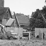 Mauerbau 1962 in Vacha, an der Grenze zwischen Thüringen und Hessen