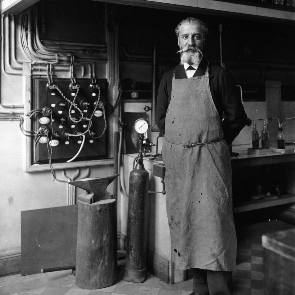 Henri Moissan im Labor