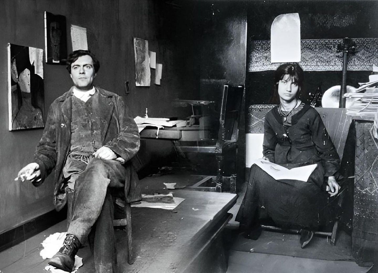 Jeanne Hébuterne und Amedeo Modigliani Amedeo Modigliani and Jeanne Hebuterne sitzen in einem Zimmer