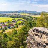 Auf der Kaiserkrone mit Rundumblick, Ortsansicht von Schöna und Reinhardtsdorf