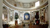 Innenraum der Kirche Santi Silverio und Domitilla auf Ponza