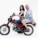 Simson Mopet mit Tochter und Vater